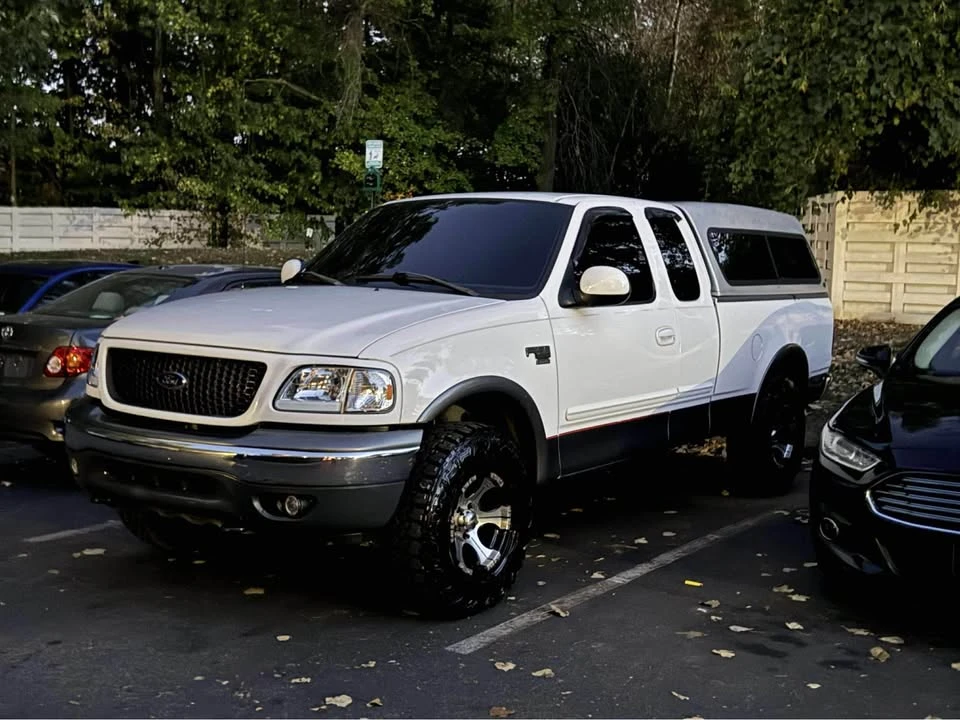 2002 Ford F-150 10th Gen - Image 5 of 12