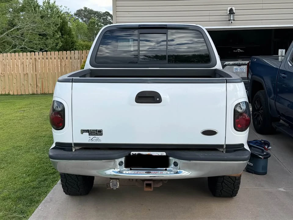 2002 Ford F-150 10th Gen - Image 2 of 14