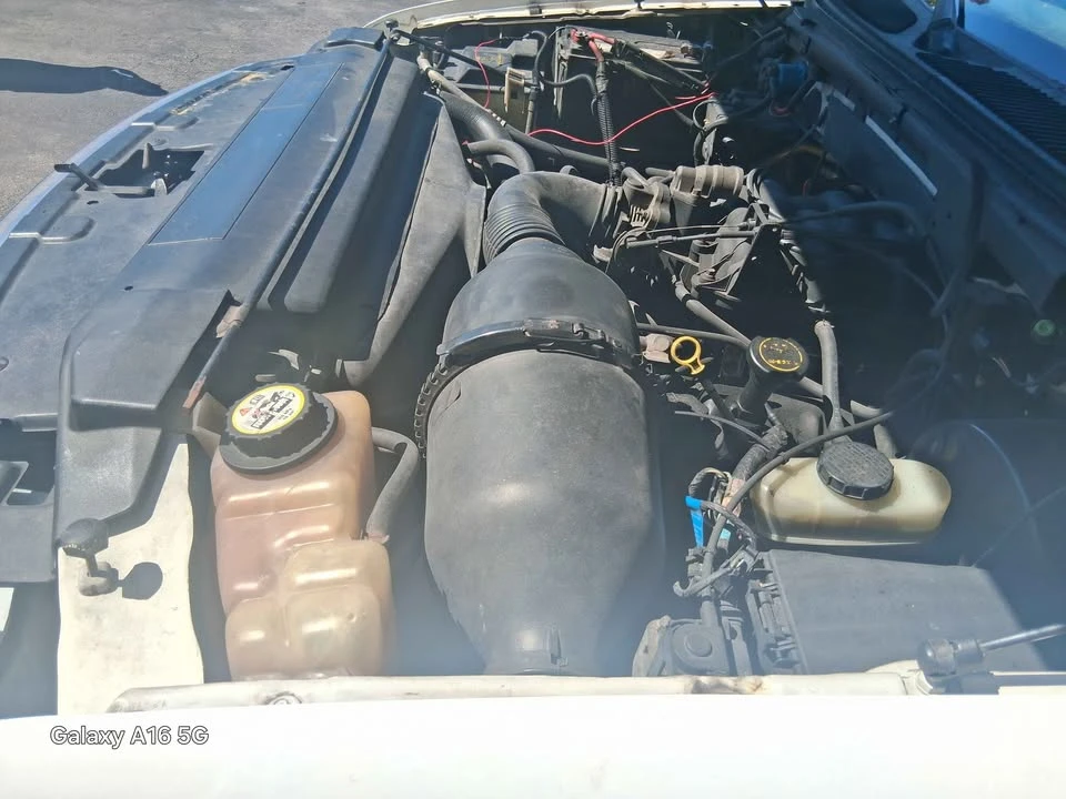 2002 Ford F-150 10th Gen - Image 2 of 11
