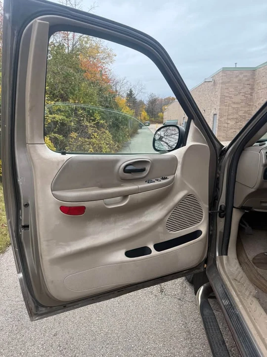2002 Ford F-150 10th Gen - Image 6 of 13