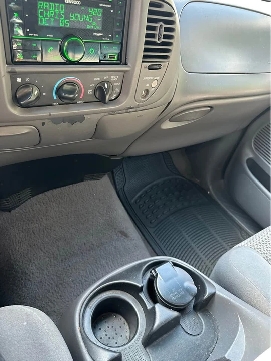 2002 Ford F-150 10th Gen - Image 5 of 6