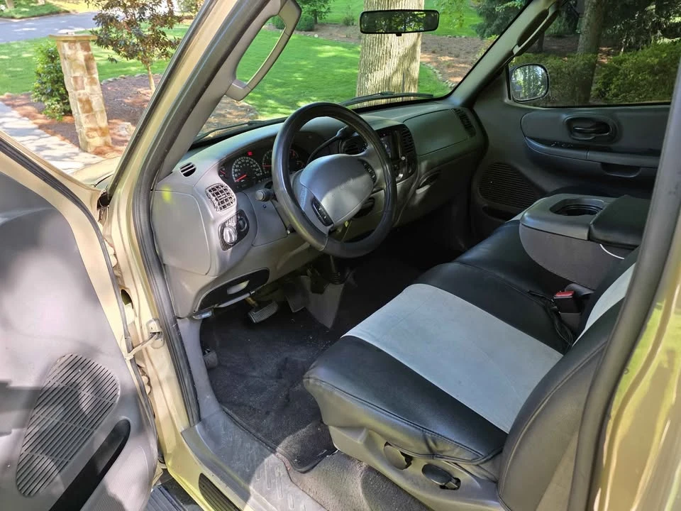 2002 Ford F-150 10th Gen - Image 9 of 17
