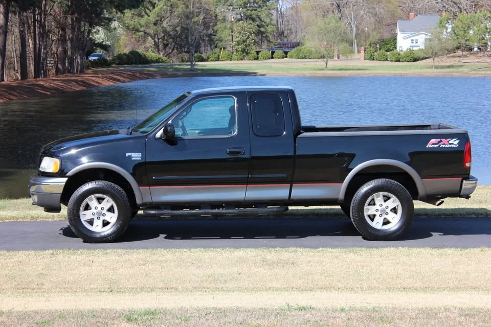 2002 Ford F-150 10th Gen - Image 6 of 18