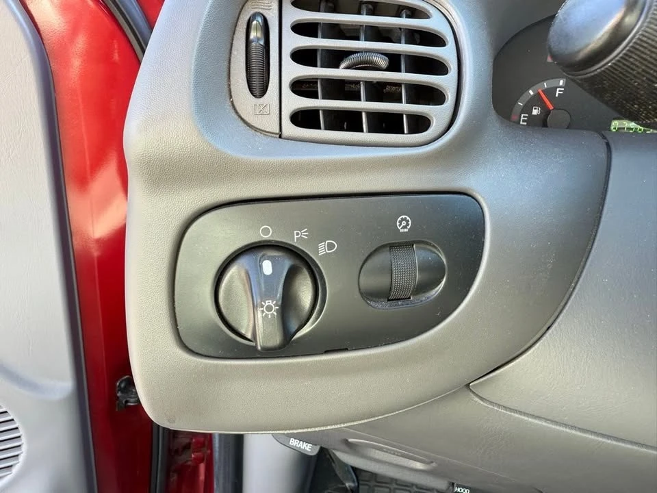 2002 Ford F-150 10th Gen - Image 13 of 16