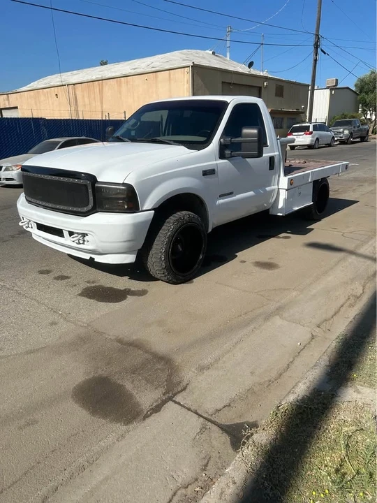 2002 Ford Super Duty 1st Gen - Image 2 of 3
