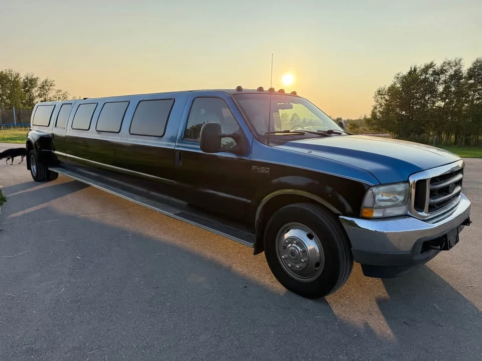 2002 Ford Super Duty 1st Gen - Image 6 of 9