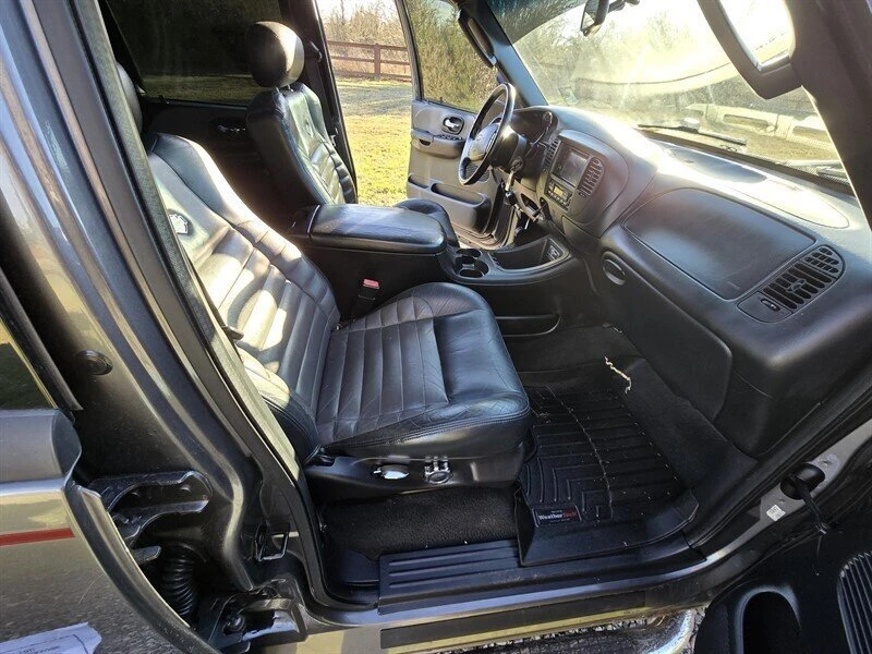2002 Ford F-150 10th Gen - Image 9 of 15