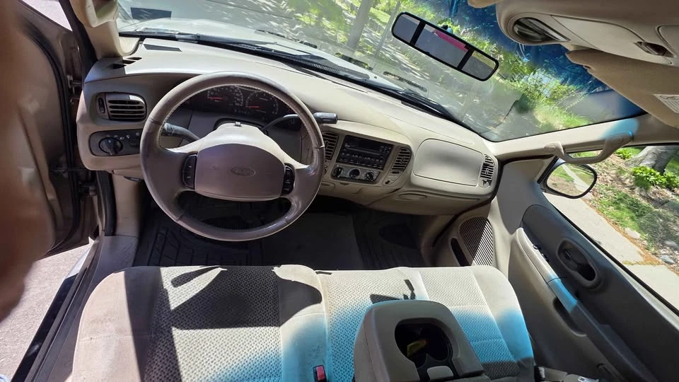 2002 Ford F-150 10th Gen - Image 9 of 20