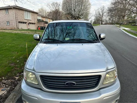 2002 Ford F-150 Lightning