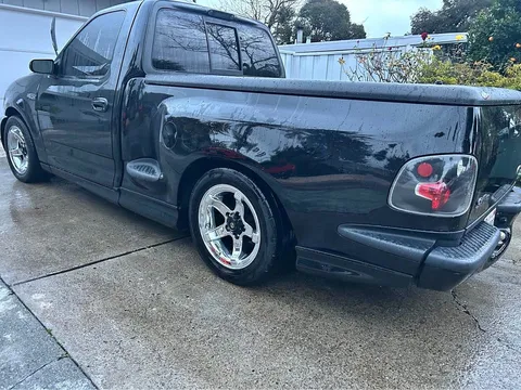 2002 Ford F-150 Lightning