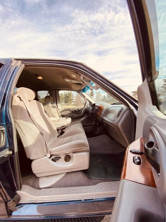 2002 Ford F-150 10th Gen - Image 11 of 16