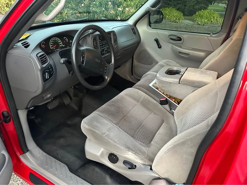 2002 Ford F-150 10th Gen - Image 2 of 2