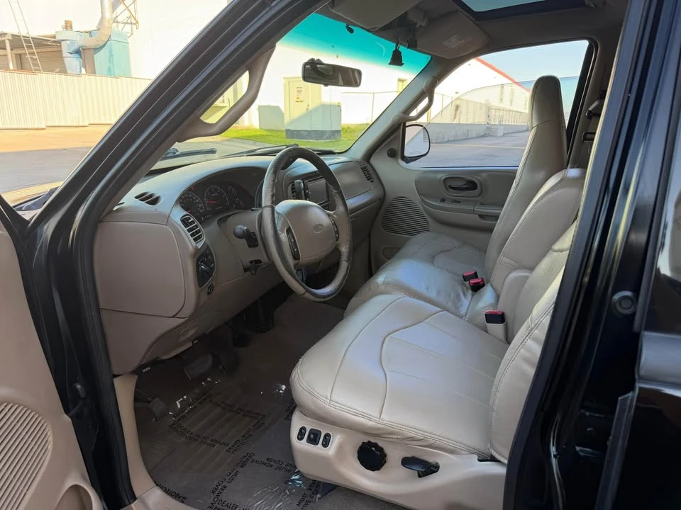 2002 Ford F-150 10th Gen - Image 13 of 15