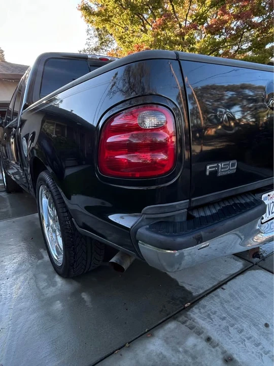 2002 Ford F-150 10th Gen - Image 8 of 19