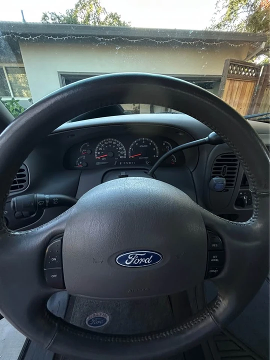 2002 Ford F-150 10th Gen - Image 18 of 19
