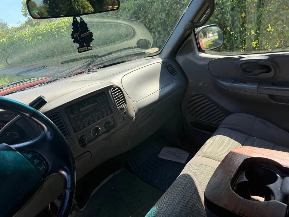 2002 Ford F-150 10th Gen - Image 13 of 15
