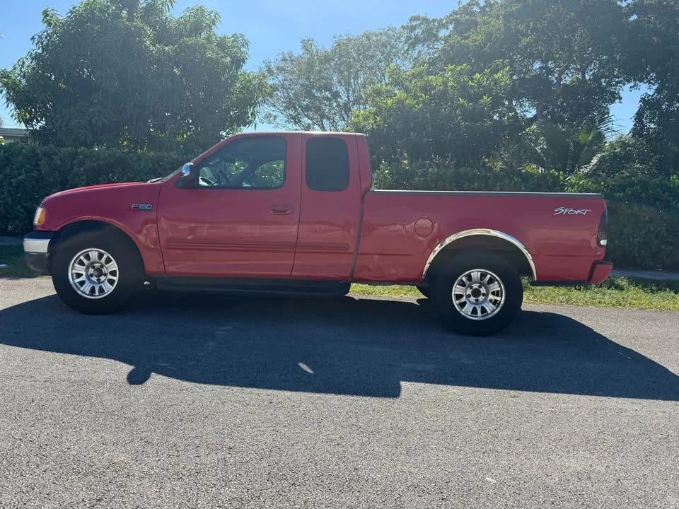 2002 Ford F-150 10th Gen - Image 8 of 15
