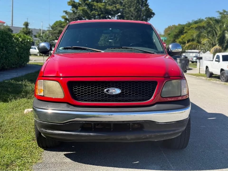 2002 Ford F-150 10th Gen - Image 2 of 15