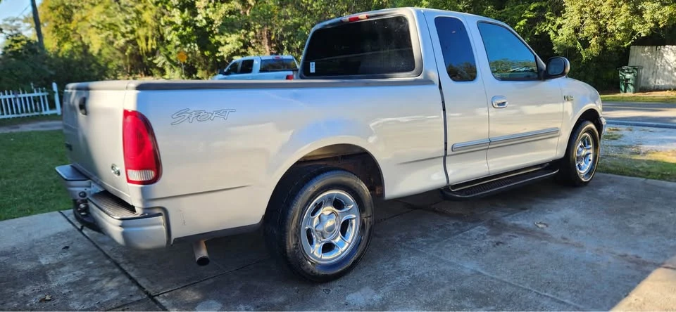 2002 Ford F-150 10th Gen - Image 6 of 10
