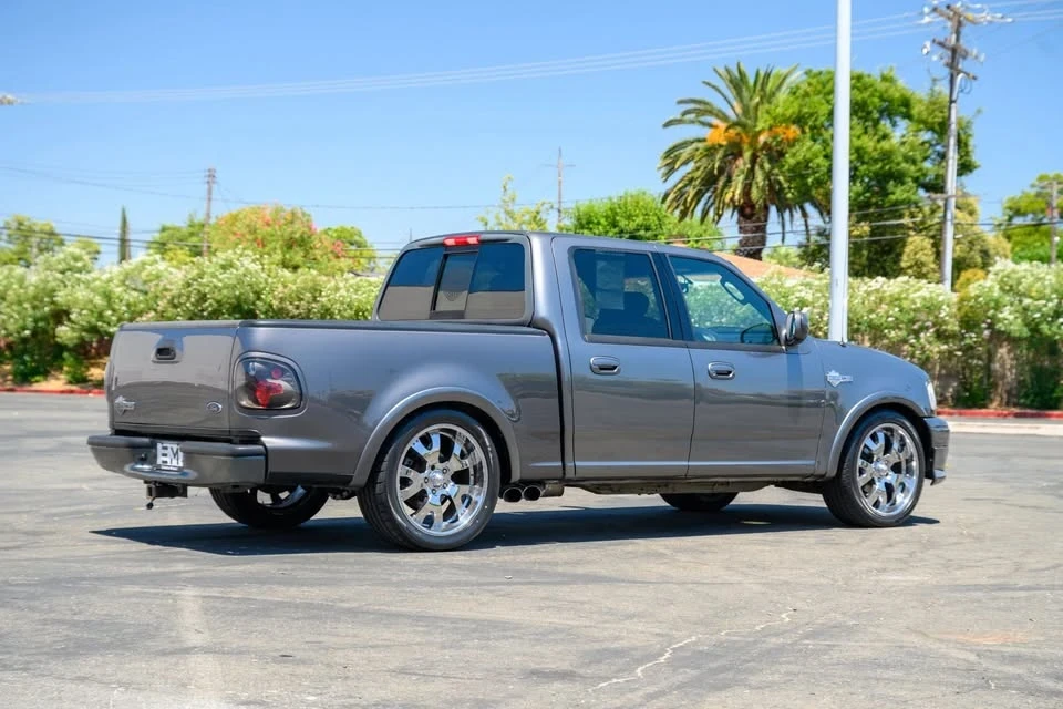 2002 Ford F-150 10th Gen - Image 2 of 20