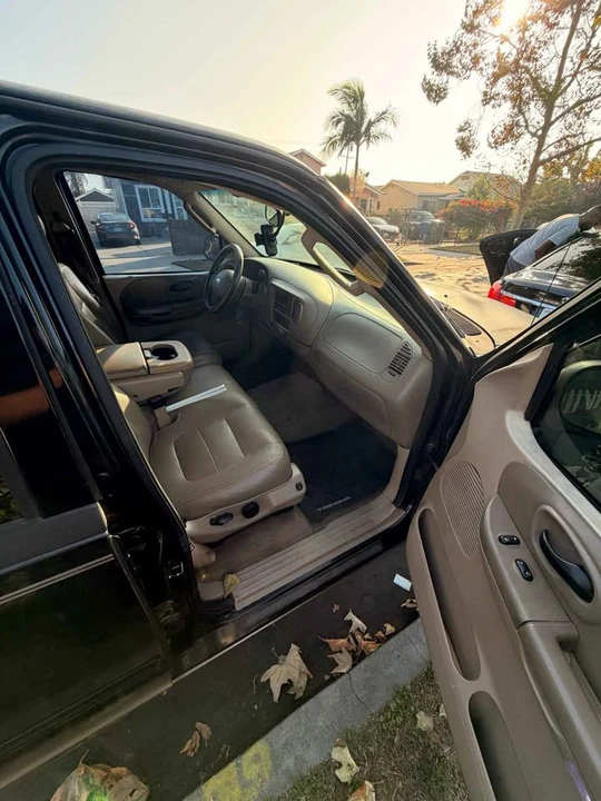 2002 Ford F-150 10th Gen - Image 11 of 12