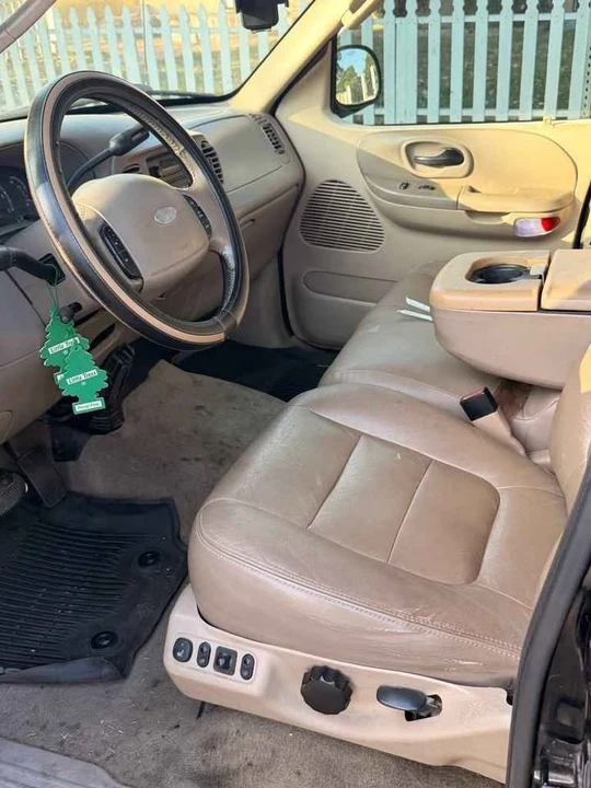 2002 Ford F-150 10th Gen - Image 8 of 12