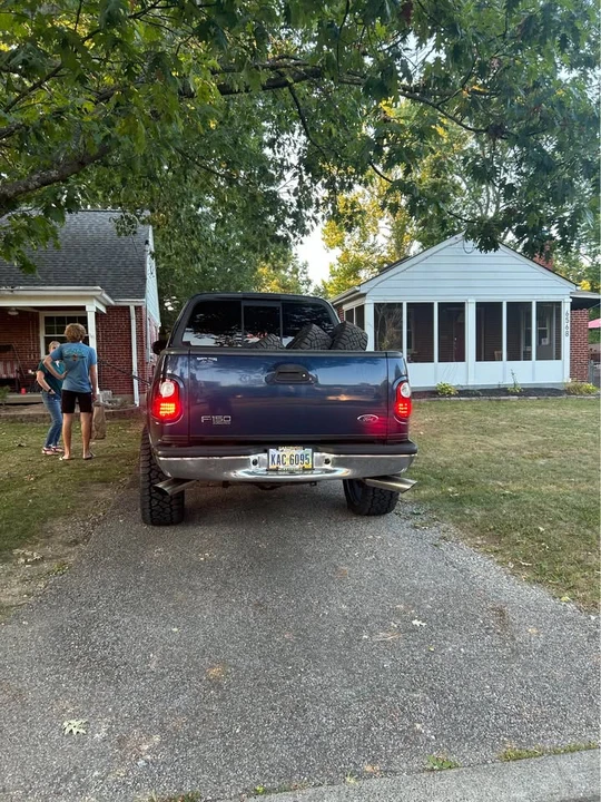 2002 Ford F-150 10th Gen - Image 3 of 12