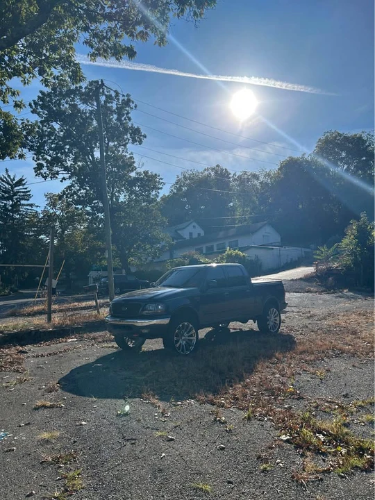 2002 Ford F-150 10th Gen - Image 6 of 12