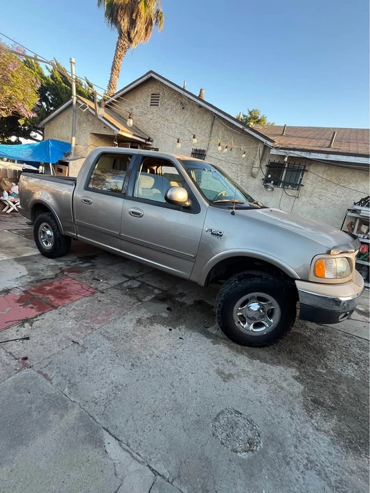 2002 Ford F-150 10th Gen - Image 4 of 10