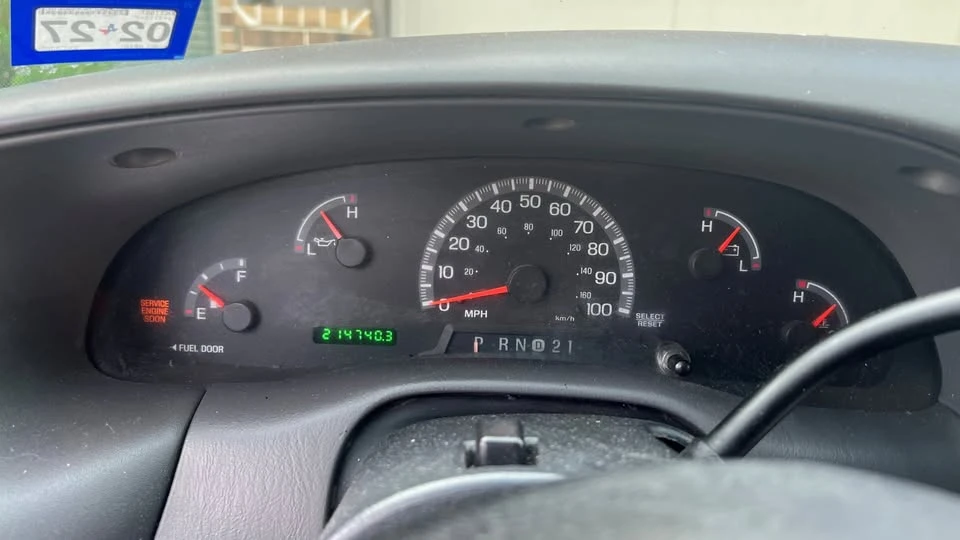 2002 Ford F-150 10th Gen - Image 2 of 10