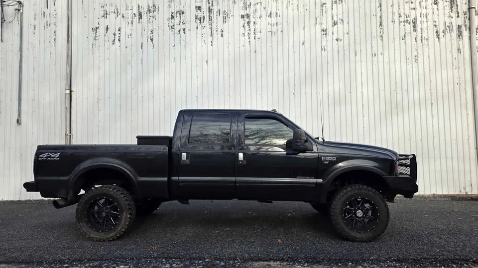2002 Ford Super Duty 1st Gen - Image 2 of 8