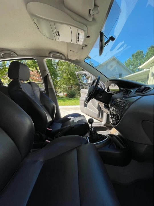 2002 Ford Focus 1st Gen - Image 6 of 19