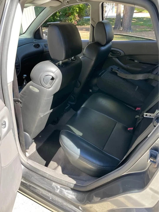2002 Ford Focus 1st Gen - Image 8 of 19