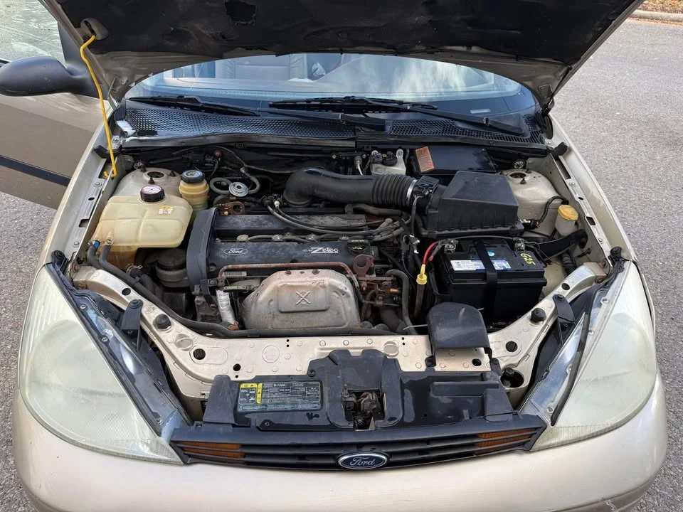 2002 Ford Focus 1st Gen - Image 9 of 9