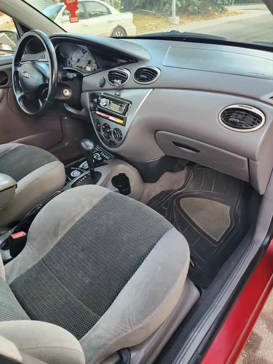 2002 Ford Focus 1st Gen - Image 6 of 10