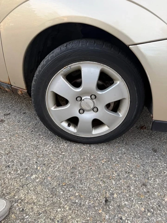 2002 Ford Focus 1st Gen - Image 6 of 11