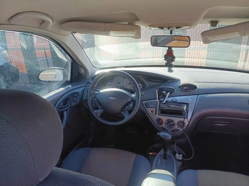2002 Ford Focus 1st Gen - Image 2 of 3