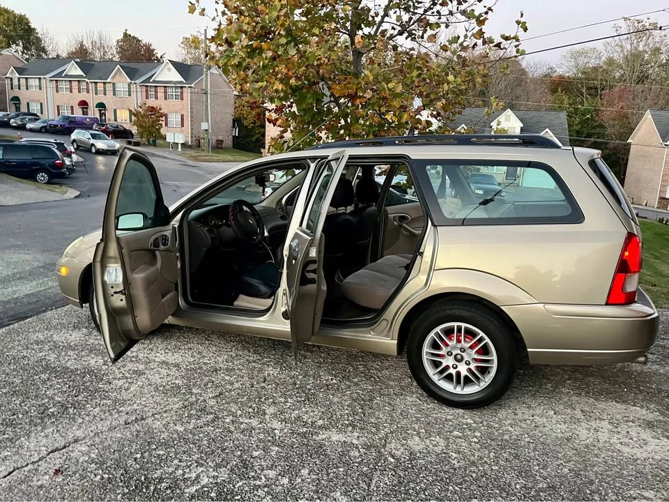 2002 Ford Focus 1st Gen - Image 7 of 15