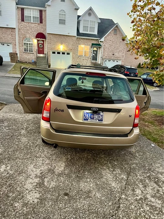 2002 Ford Focus 1st Gen - Image 6 of 15