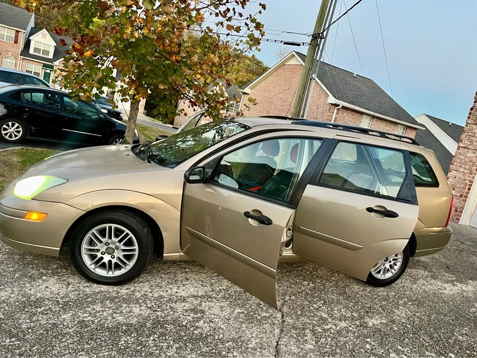 2002 Ford Focus 1st Gen - Image 8 of 15
