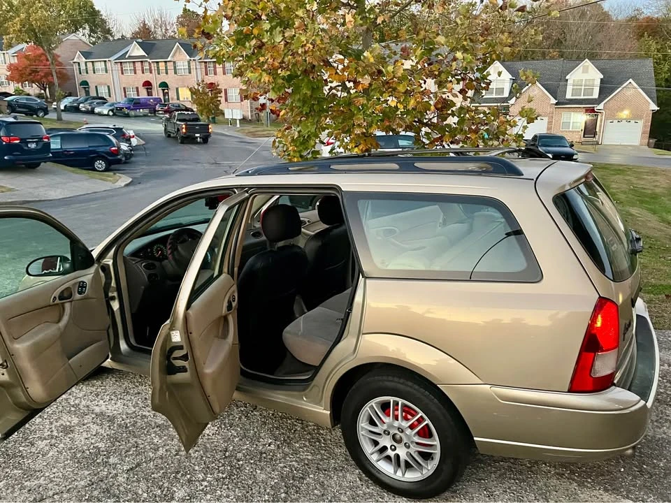 2002 Ford Focus 1st Gen - Image 9 of 15