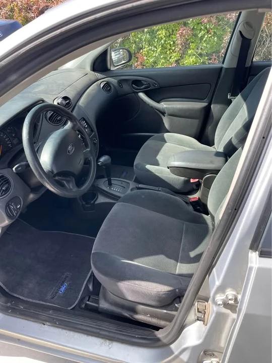 2002 Ford Focus 1st Gen - Image 5 of 10
