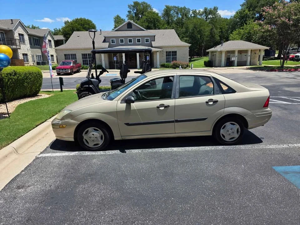 2002 Ford Focus 1st Gen - Image 5 of 5