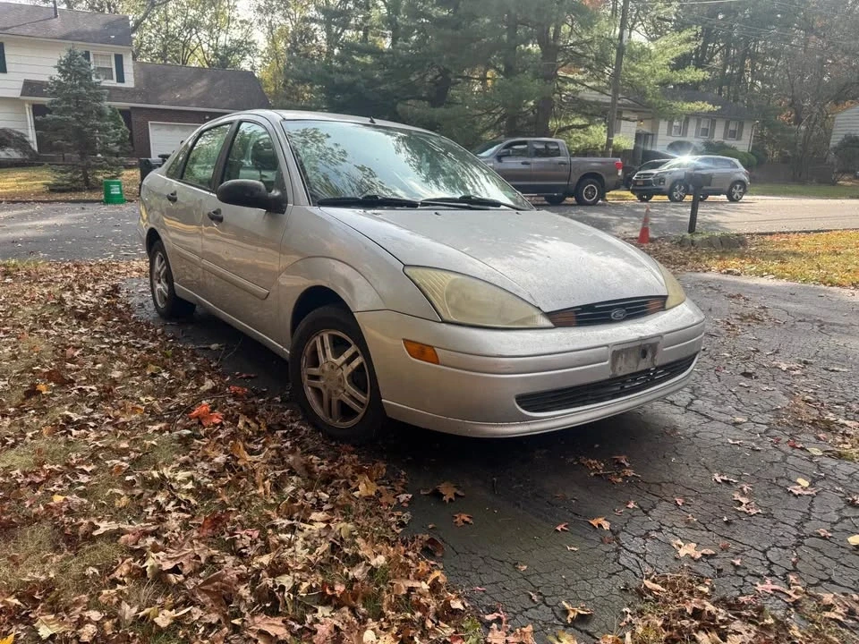 2002 Ford Focus 1st Gen - Image 2 of 6