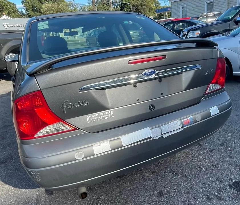 2002 Ford Focus 1st Gen - Image 7 of 15
