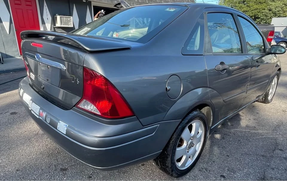 2002 Ford Focus 1st Gen - Image 8 of 15
