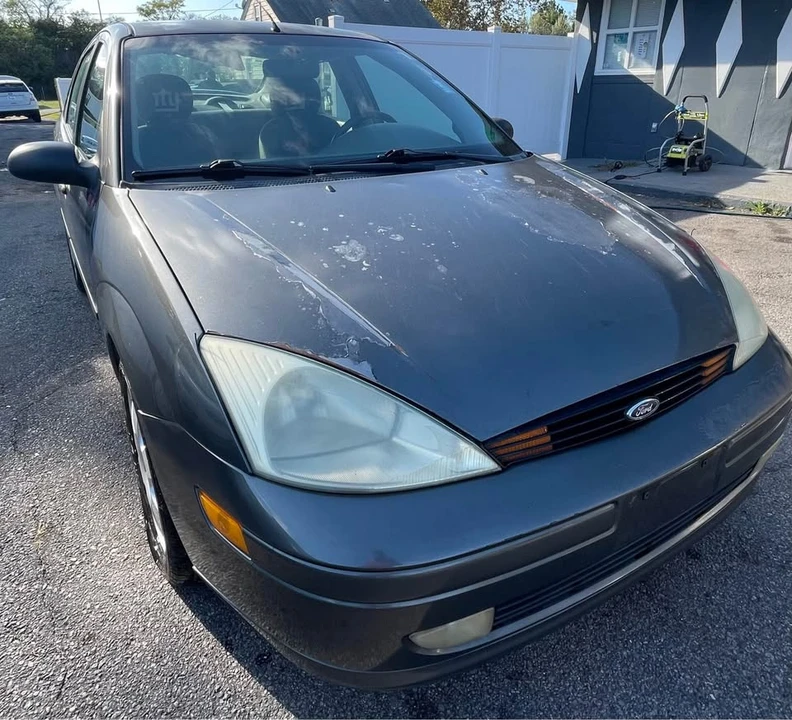 2002 Ford Focus 1st Gen - Image 2 of 15