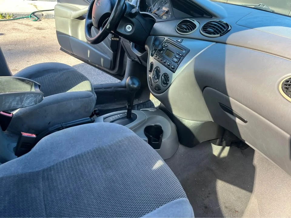 2002 Ford Focus 1st Gen - Image 14 of 15