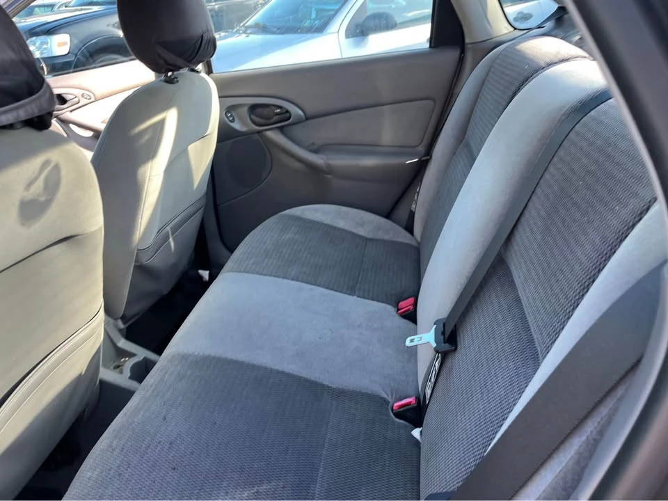 2002 Ford Focus 1st Gen - Image 13 of 15