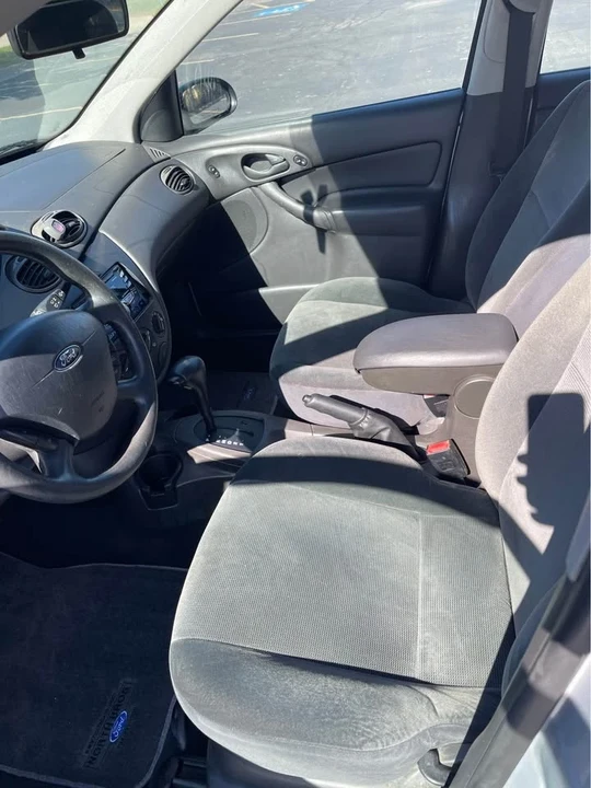 2002 Ford Focus 1st Gen - Image 10 of 20